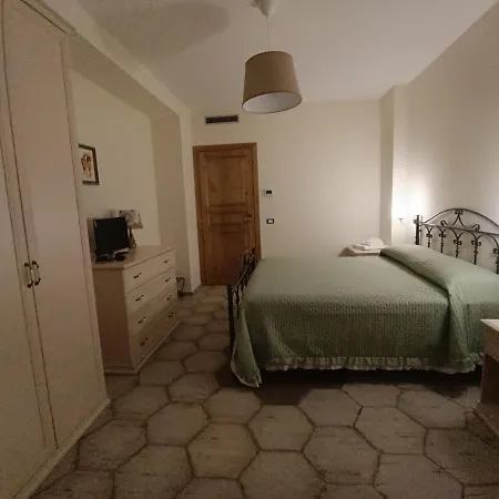 L'antico Mercato 3*